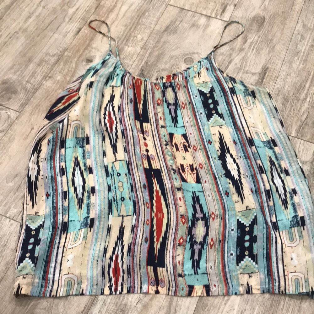Tucker Top